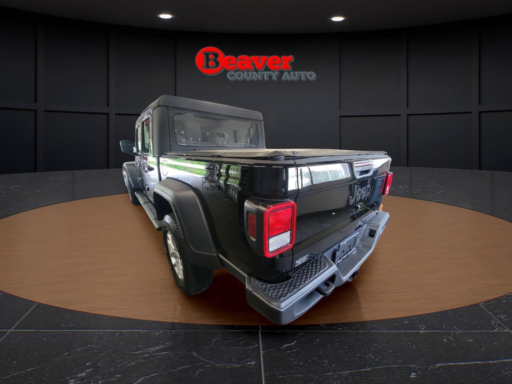 Used 2021 Jeep Gladiator Sport Sport 4x4