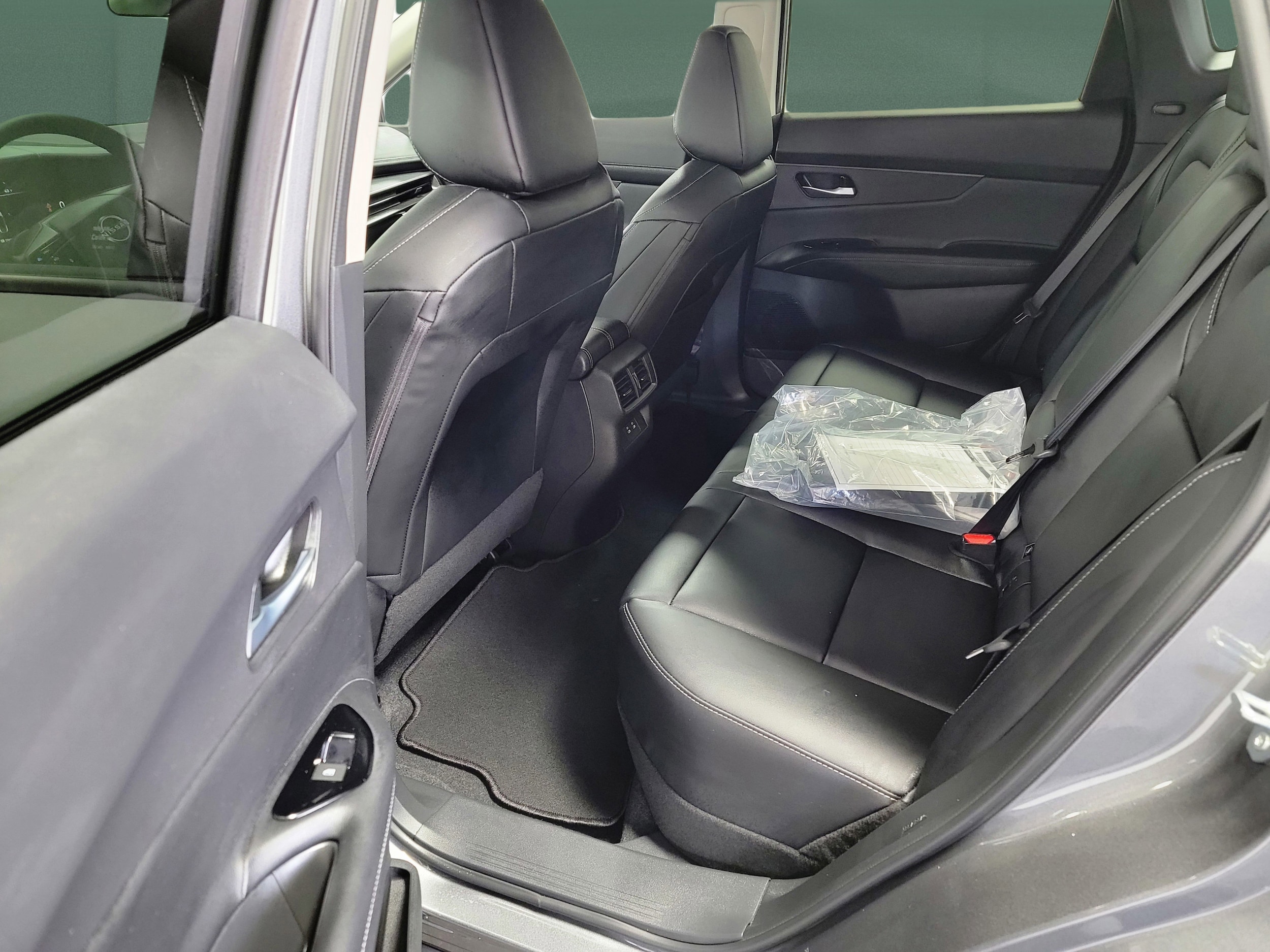 2026 Nissan Murano SV - Photo 12