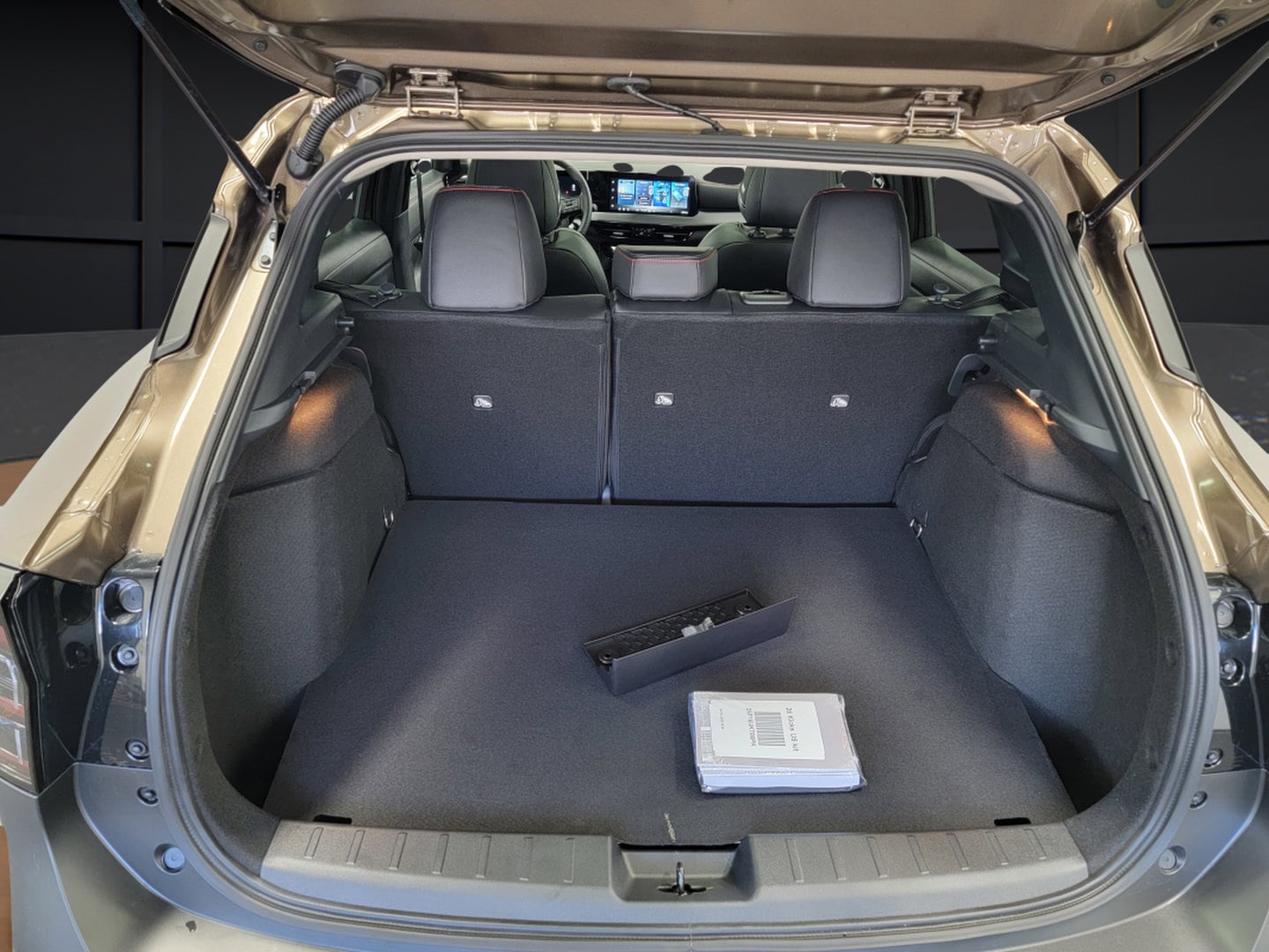 2026 Nissan KICKS SR AWD - Photo 10
