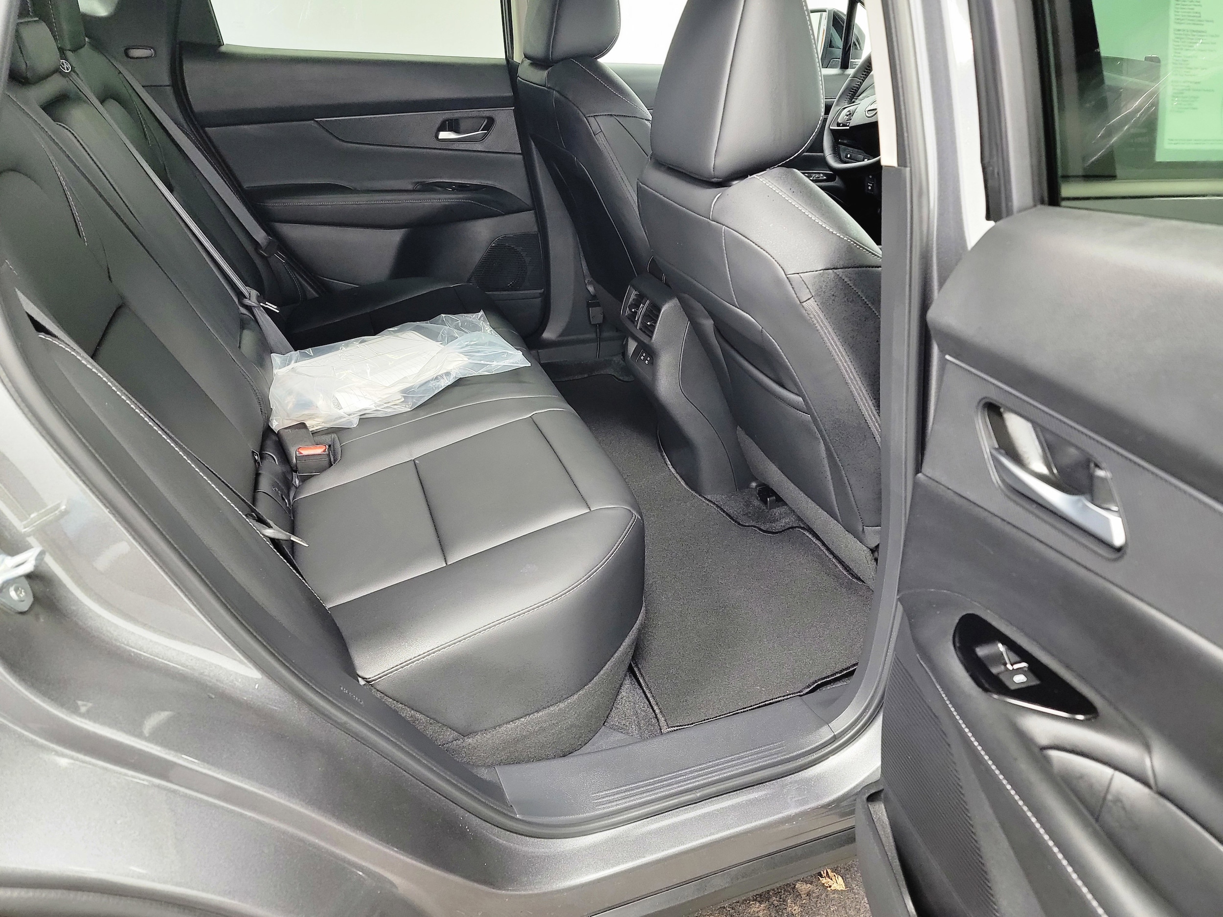 2026 Nissan Murano SV - Photo 8
