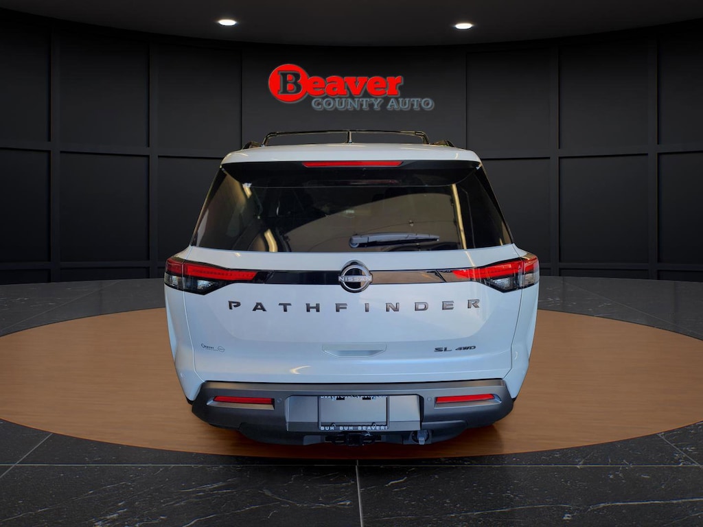 New 2026 Nissan Pathfinder SL SUV