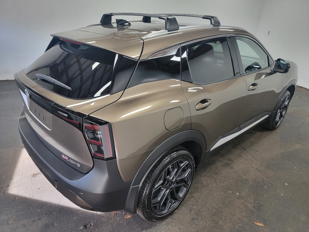 New 2026 Nissan Kicks SR SUV