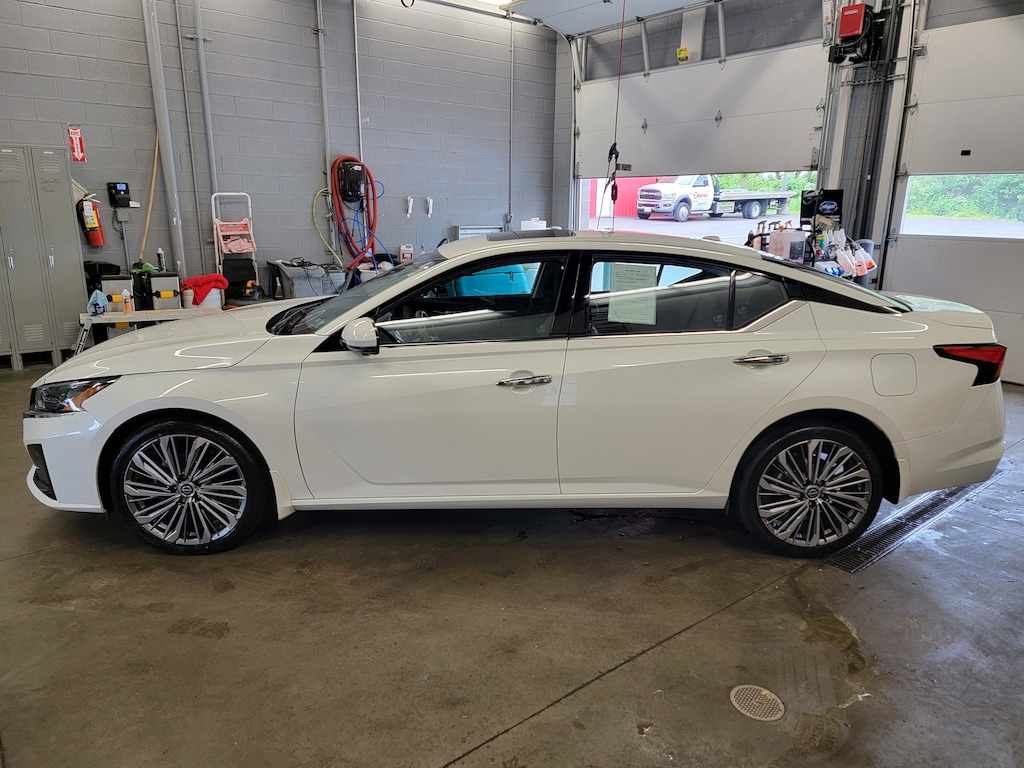 Certified 2023 Nissan Altima 2.5 SL Sedan