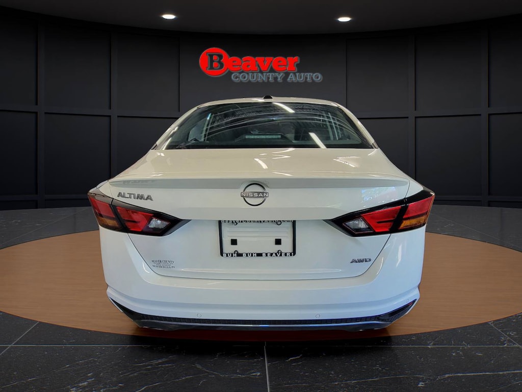 New 2026 Nissan Altima SV Sedan