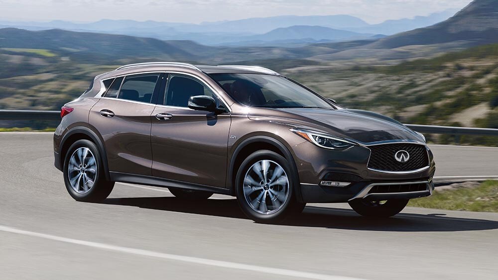 2017 INFINITI qx30