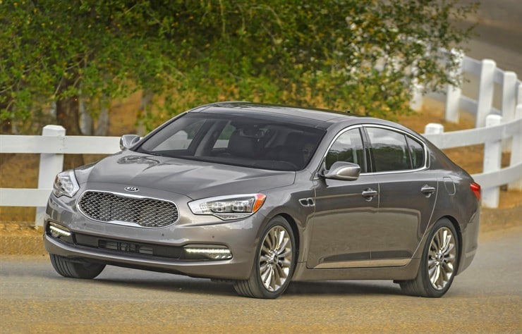 2016 Kia K900.jpg