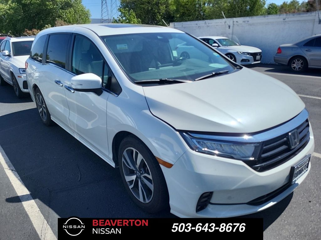 2022 Honda Odyssey Touring's photo