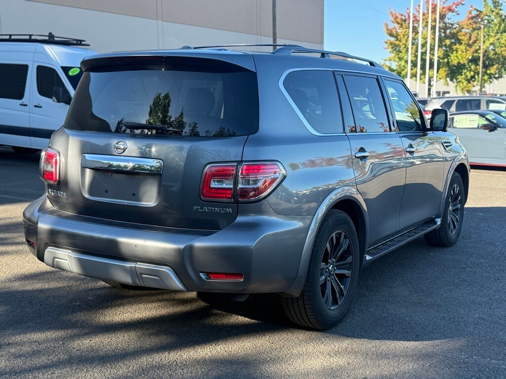 2017 Nissan Armada Platinum photo 4