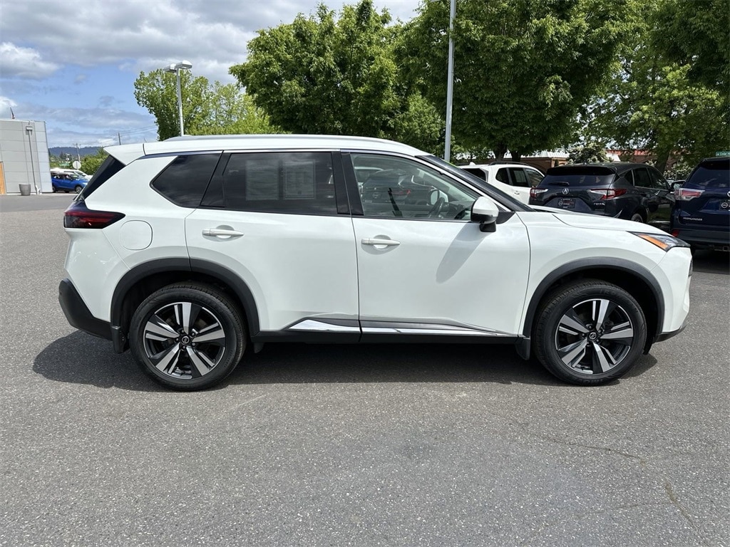 Used 2021 Nissan Rogue SL with VIN 5N1AT3CB4MC685758 for sale in Beaverton, OR