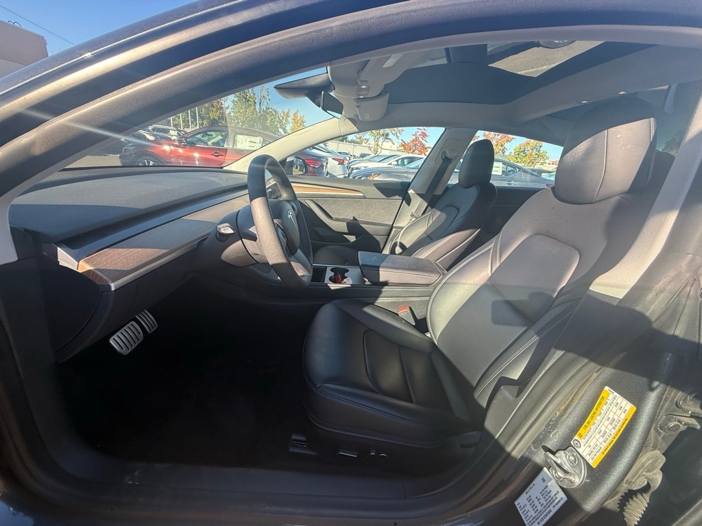2022 Tesla Model 3 Performance photo 3