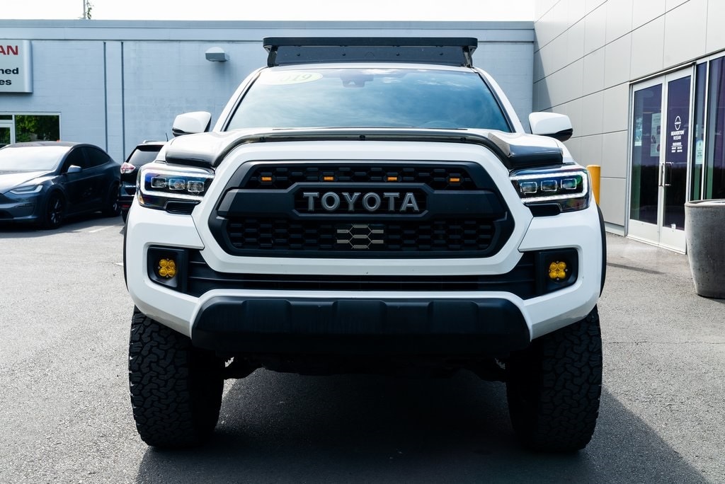 Used 2019 Toyota Tacoma TRD Off Road with VIN 5TFCZ5AN0KX174803 for sale in Beaverton, OR