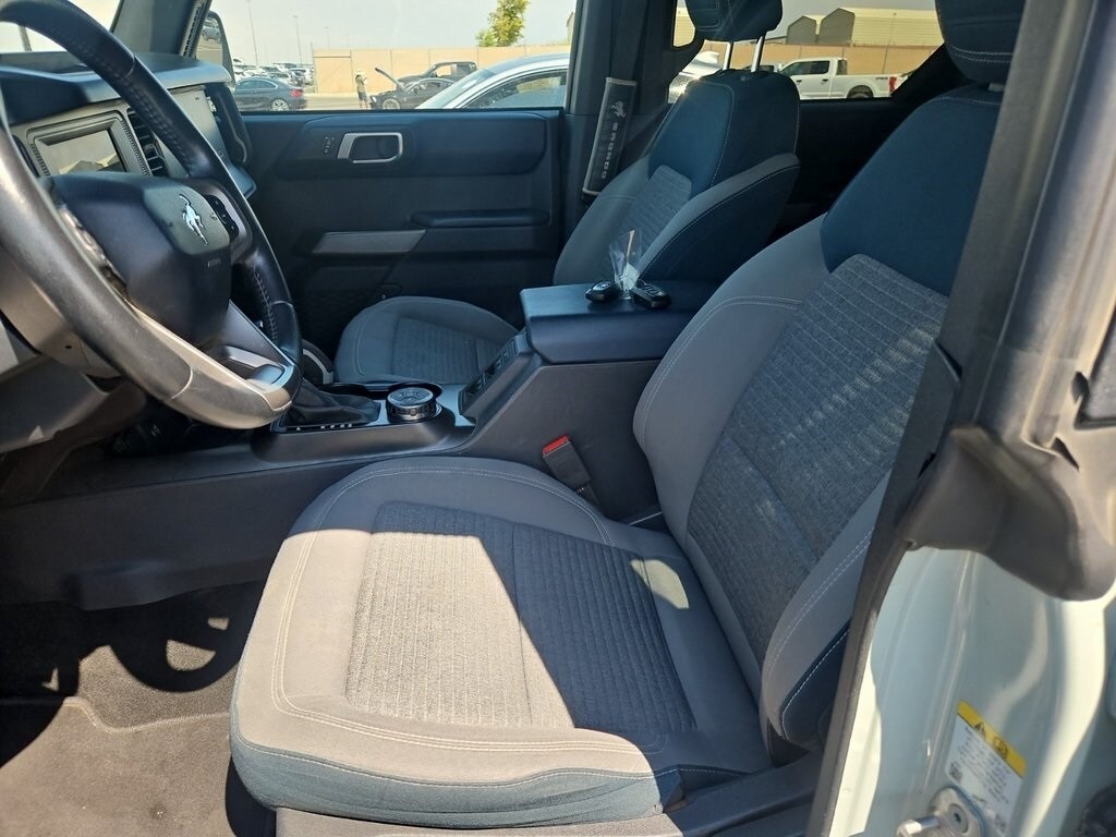 2021 Ford Bronco Base Big Bend Black Diamond Outer Banks photo 2