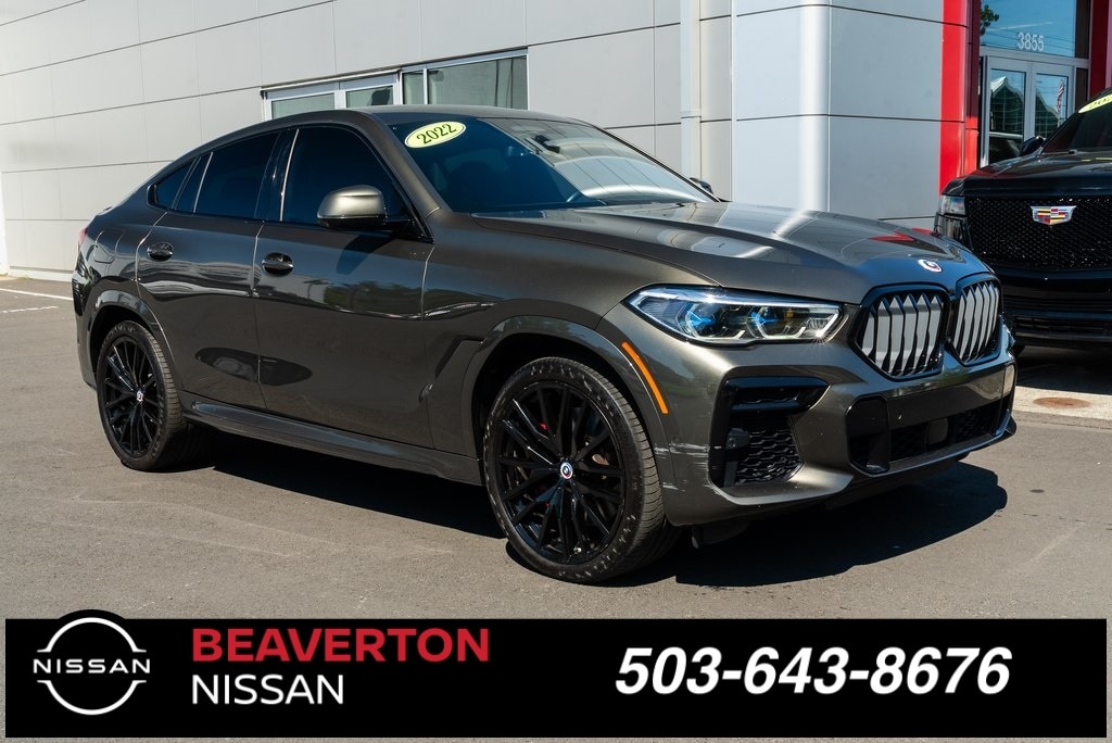 2022 BMW X6 M50i's photo