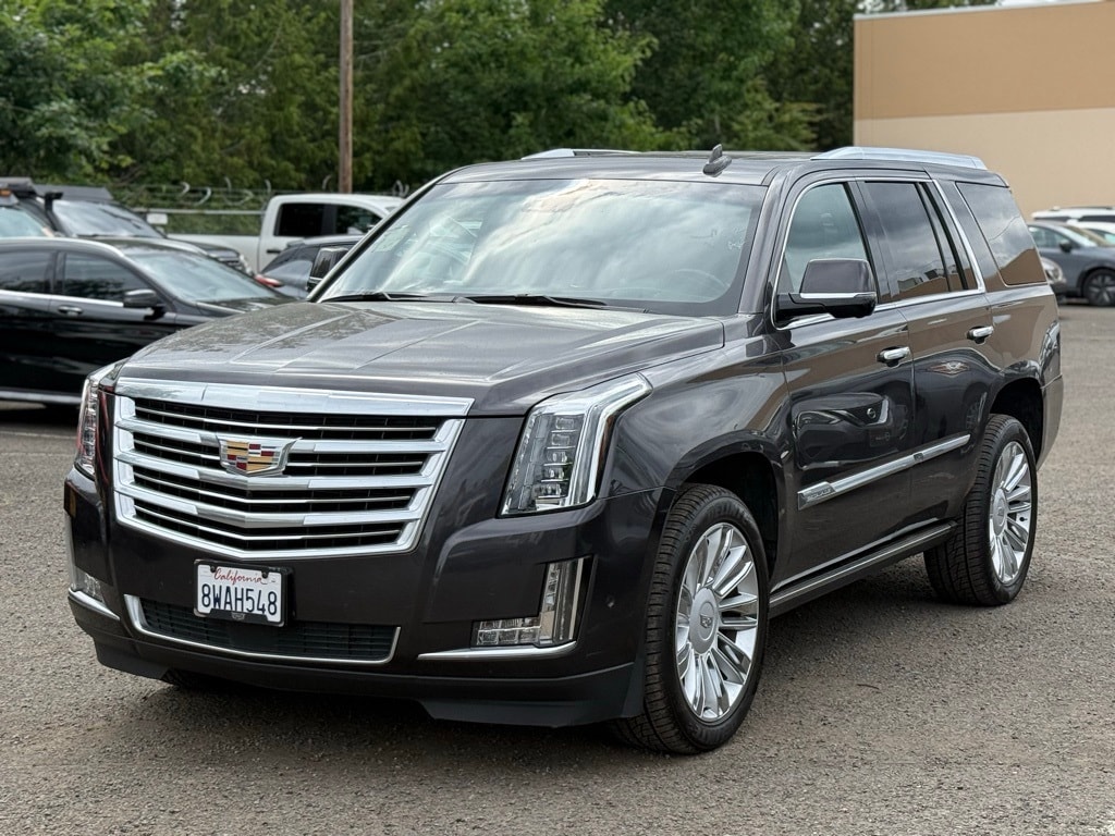 Used 2017 Cadillac Escalade Platinum with VIN 1GYS4DKJ1HR362771 for sale in Beaverton, OR