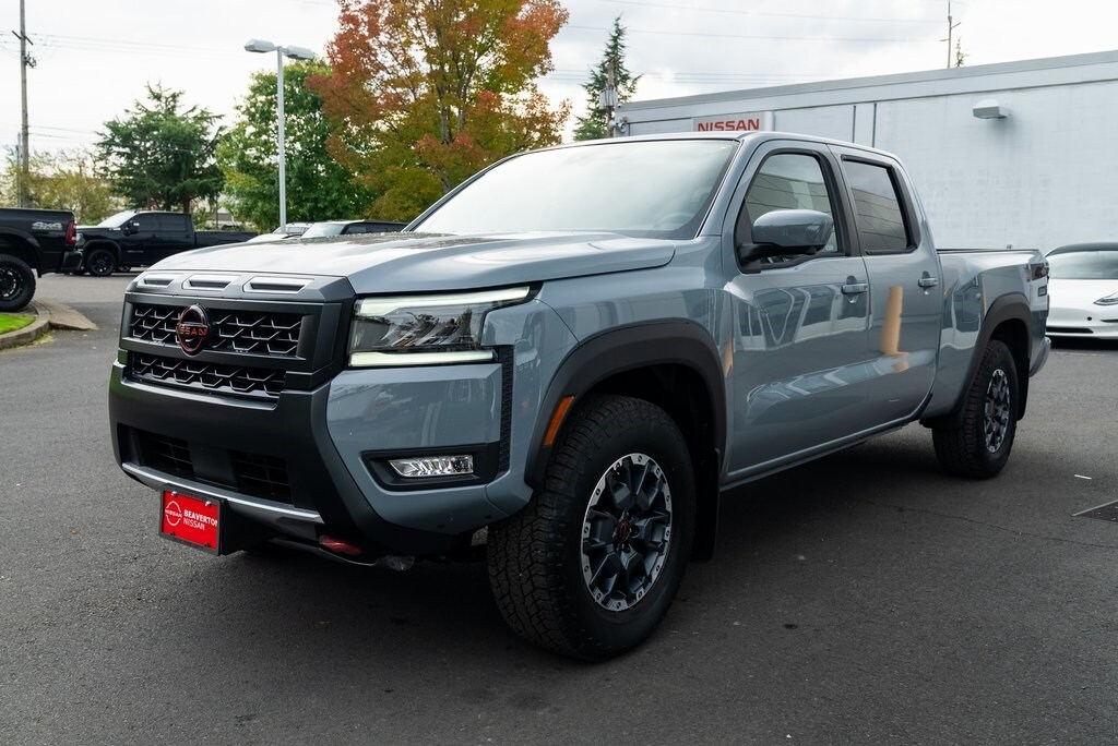 2026 Nissan Frontier Crew Cab PRO-4X photo 3