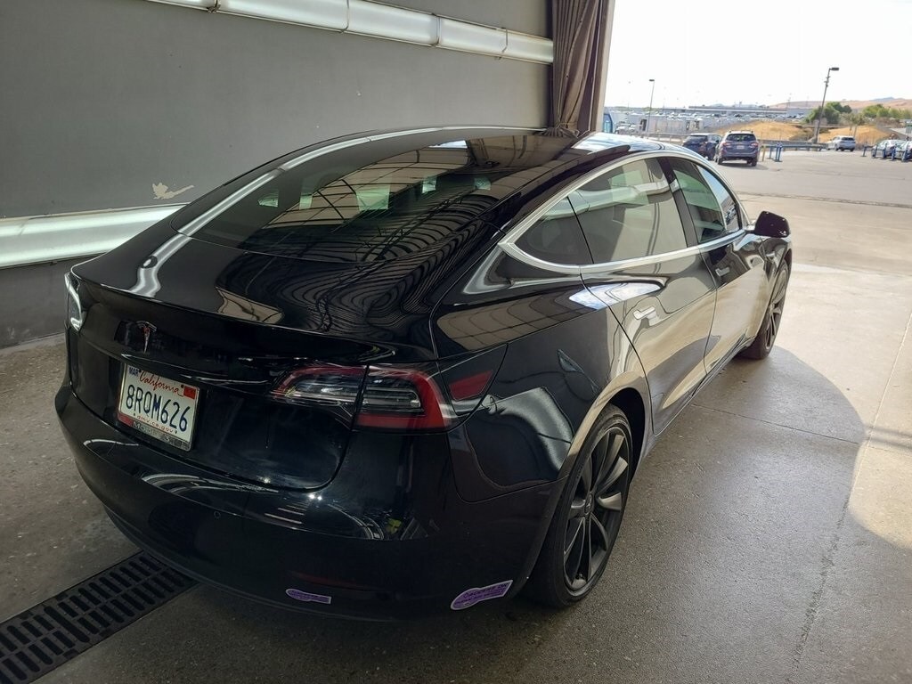 2019 Tesla Model 3 Long Range photo 2