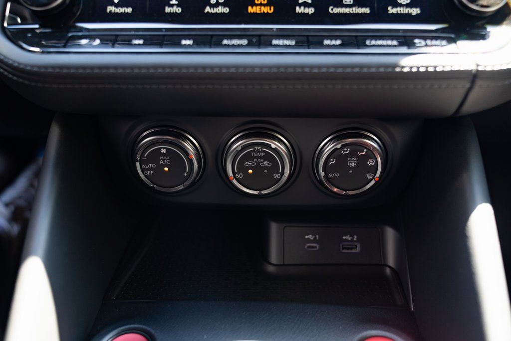 2024 Nissan Z NISMO - Photo 15