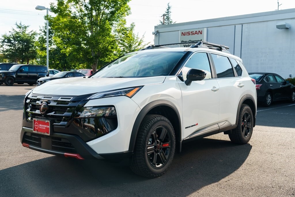2026 Nissan Rogue SV photo 3