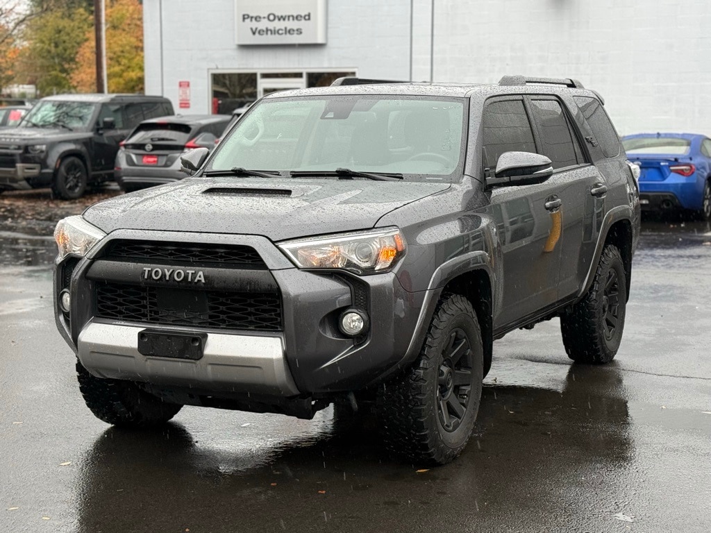 2020 Toyota 4Runner TRD Off-Road Premium photo 3