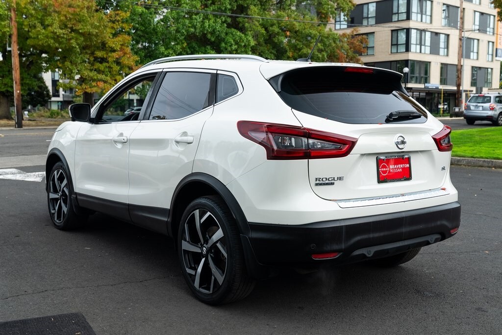 2020 Nissan Rogue Sport SL photo 3