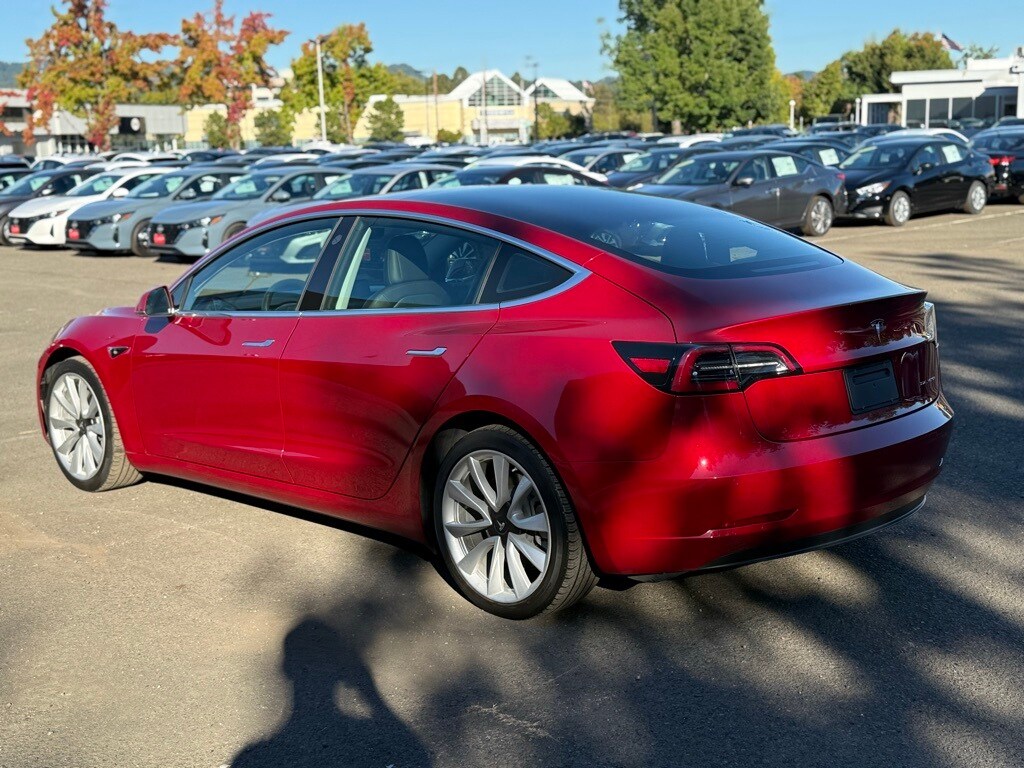 2018 Tesla Model 3 Long Range photo 3
