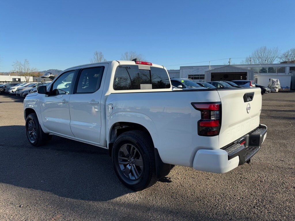 2025 Nissan Frontier SV photo 4