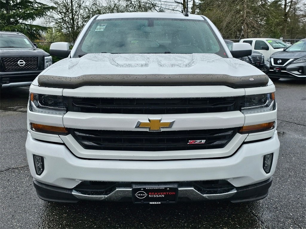 Used 2018 Chevrolet Silverado 1500 LT Z71 with VIN 1GCUKREC4JF224602 for sale in Beaverton, OR