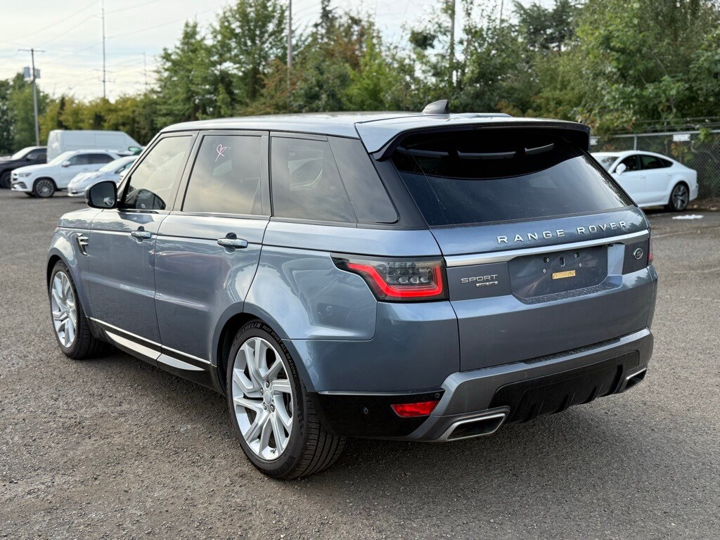 2018 Land Rover Range Rover Sport HSE photo 3