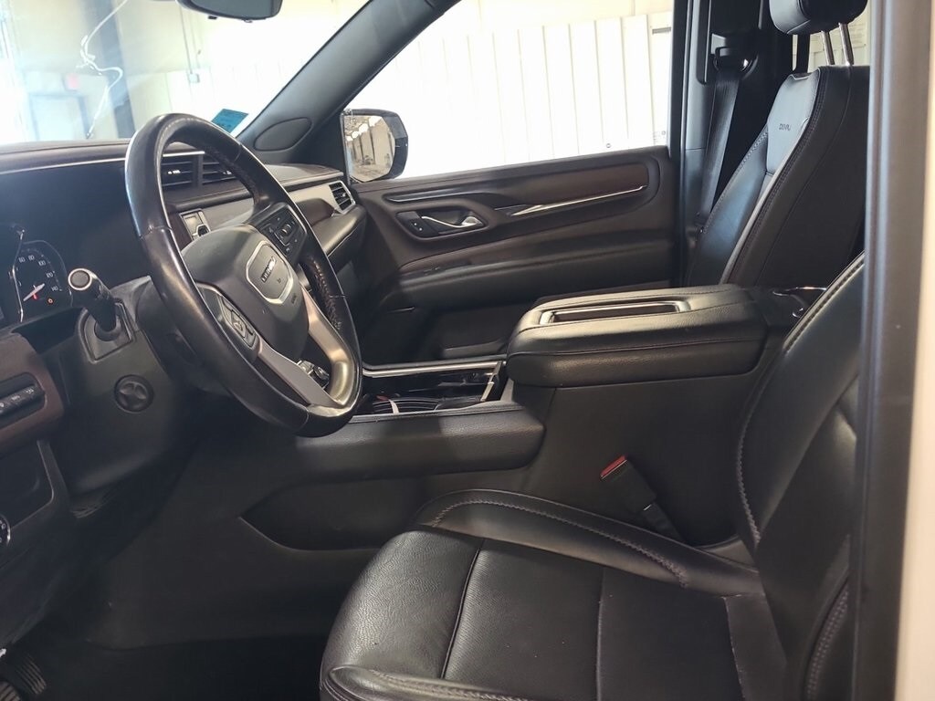 2021 Gmc Yukon XL Denali photo 2