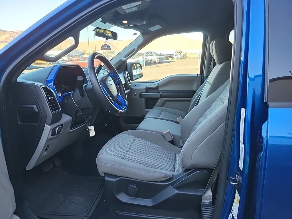 2018 Ford F-150 XLT photo 2