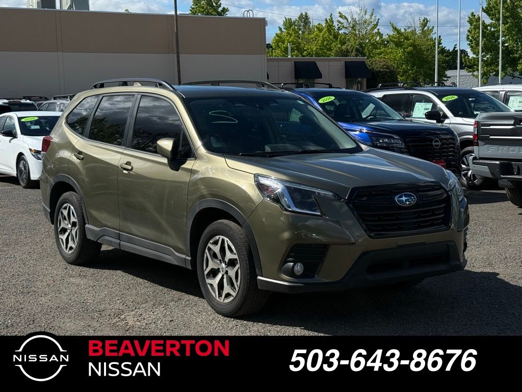 2022 Subaru Forester Premium's photo