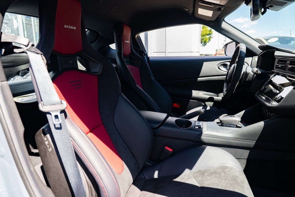 2024 Nissan Z NISMO - Photo 22