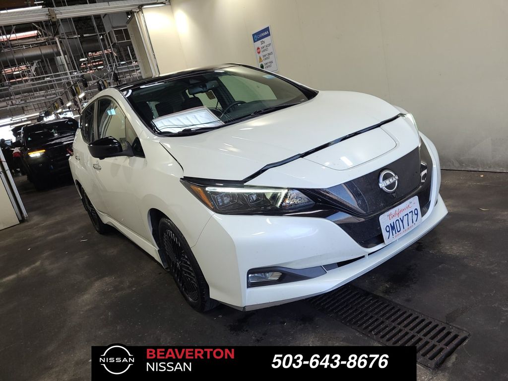 2024 Nissan Leaf SV PLUS's photo
