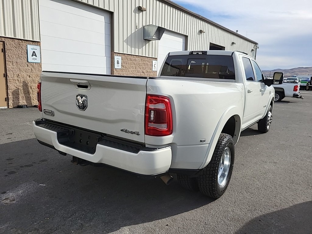 2023 Ram 3500 Laramie Longhorn photo 3