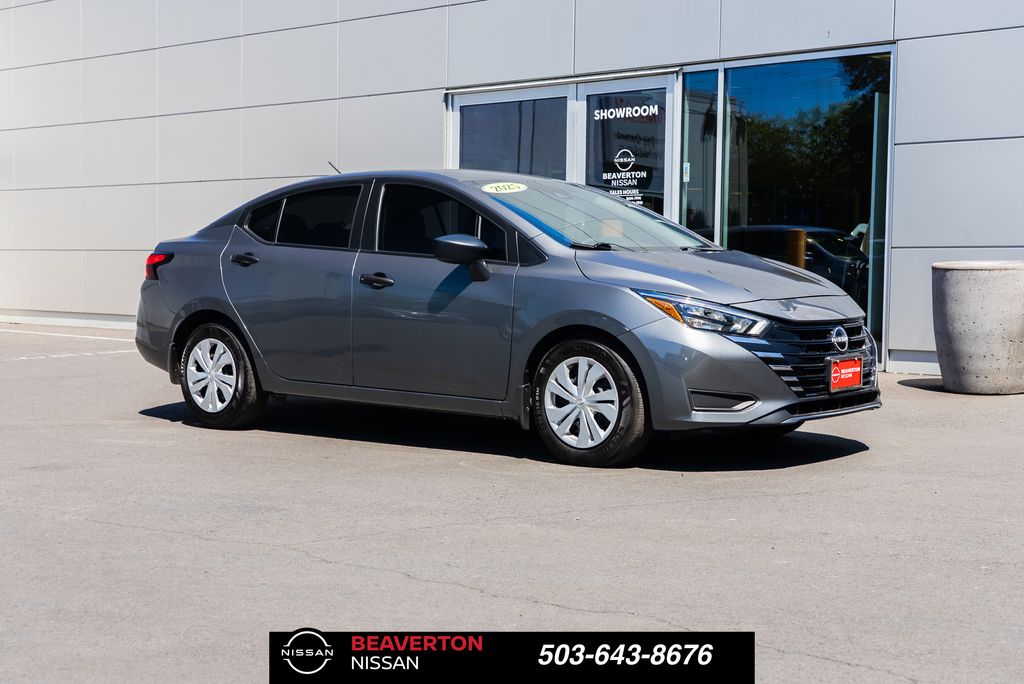 2025 Nissan Versa 1.6 S CVT's photo