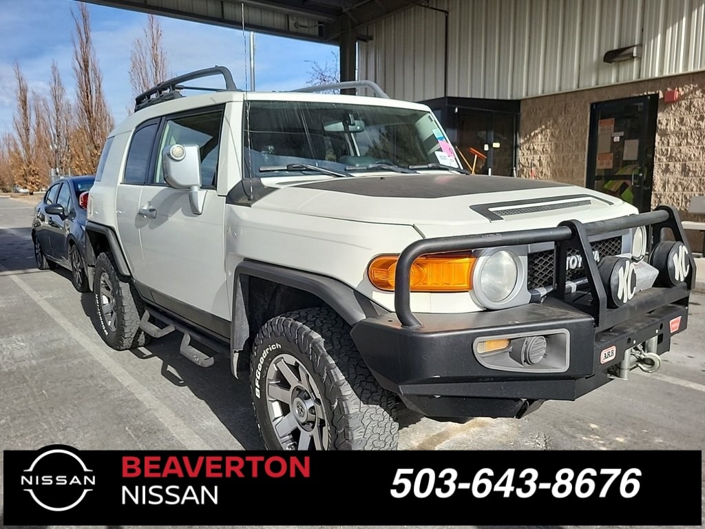 2014 Toyota FJ Cruiser Base's photo