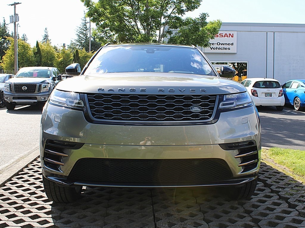 Used 2018 Land Rover Range Rover Velar HSE with VIN SALYM2RV5JA743355 for sale in Beaverton, OR