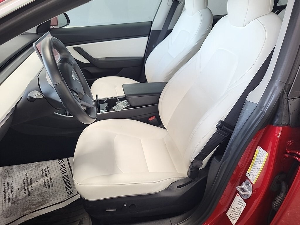 2018 Tesla Model 3 Long Range photo 3