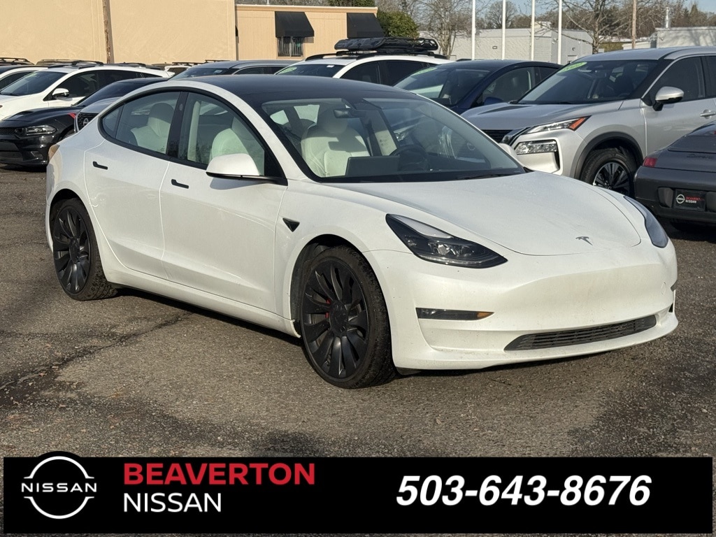 2023 Tesla Model 3 Performance's photo