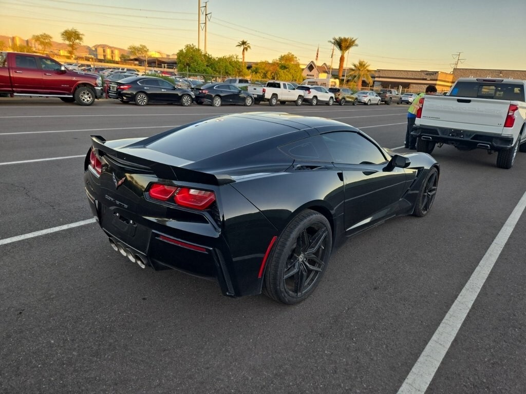 2017 Chevrolet Corvette Stingray 1LT Z51 photo 3
