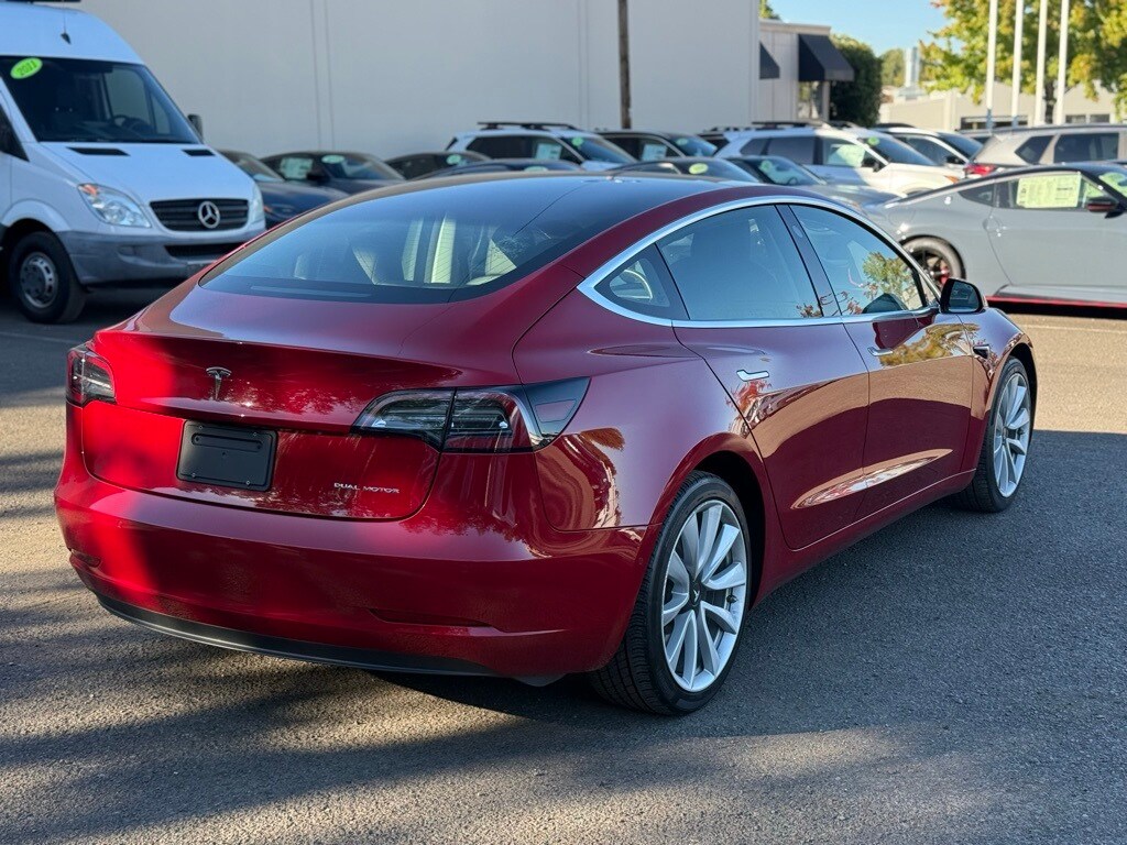 2018 Tesla Model 3 Long Range photo 4