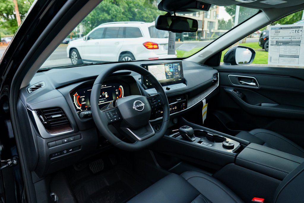 2026 Nissan Rogue Platinum - Photo 23
