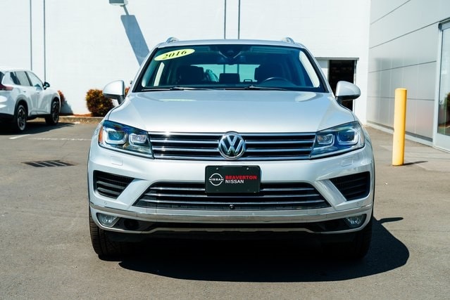 Used 2016 Volkswagen Touareg Sport with VIN WVGEP9BPXGD005396 for sale in Beaverton, OR