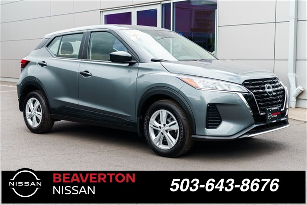 2025 Nissan KICKS PLAY Base's photo