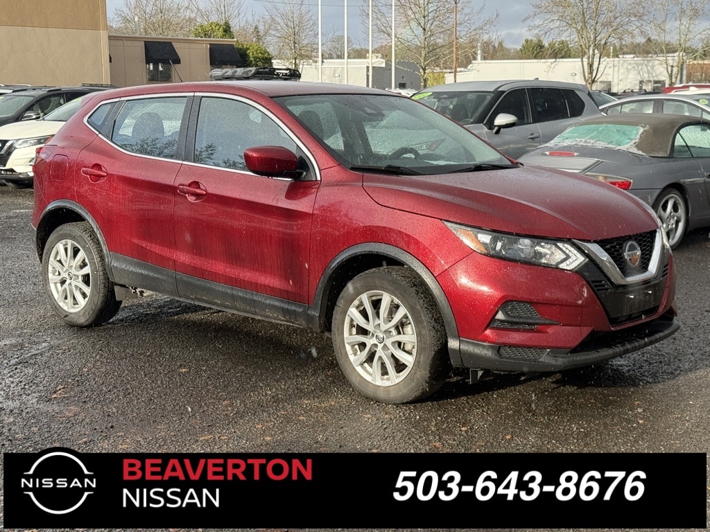 2021 Nissan Rogue Sport S's photo