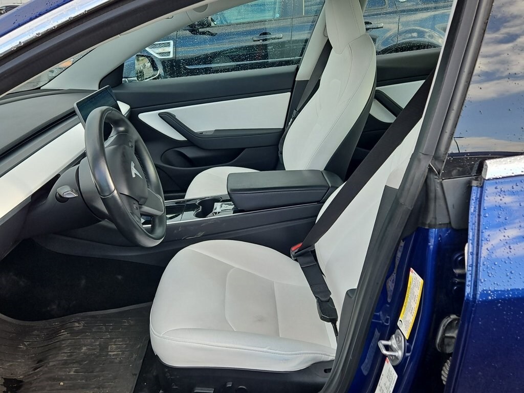 2018 Tesla Model 3 Performance photo 2