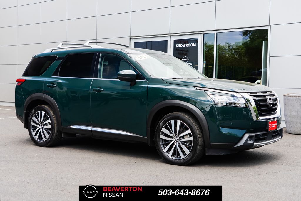 2022 Nissan Pathfinder SUV 