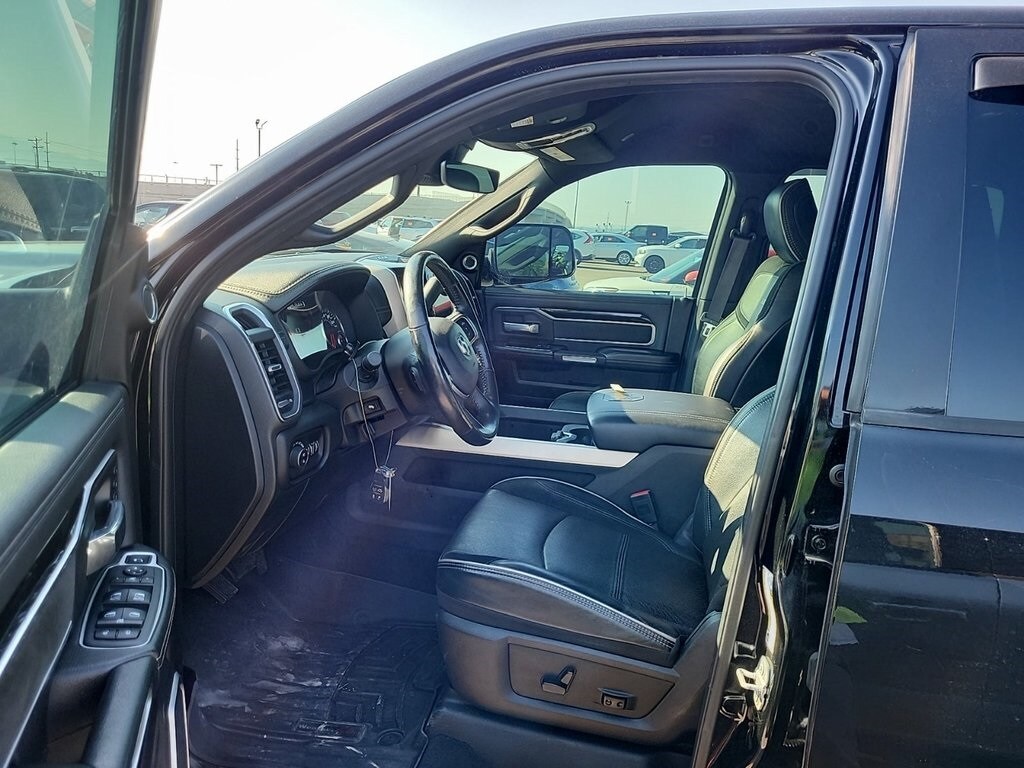 2019 Ram 2500 Laramie photo 2
