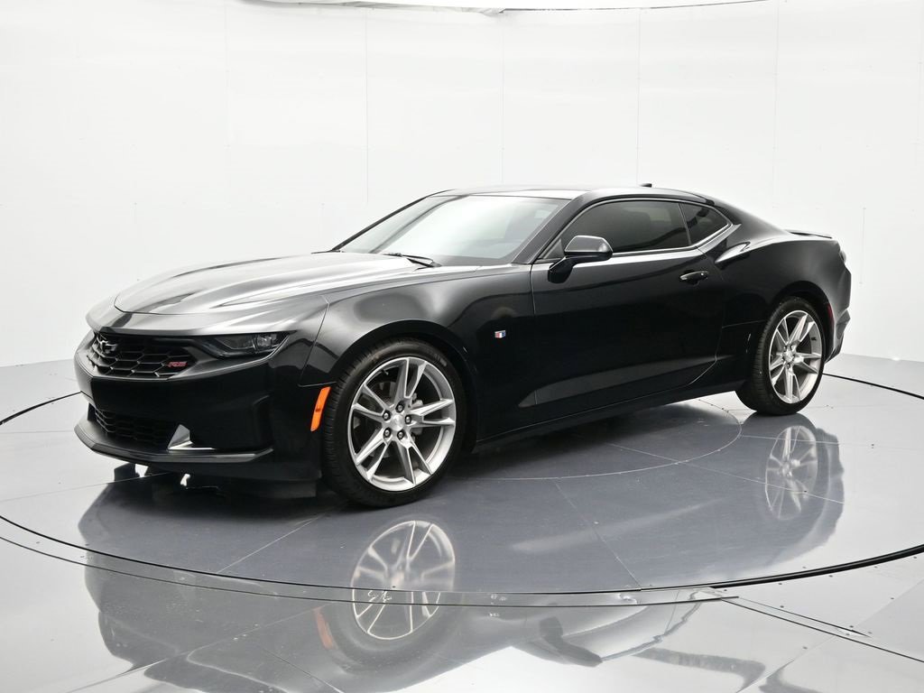 2022 Chevrolet Camaro 1LT's photo