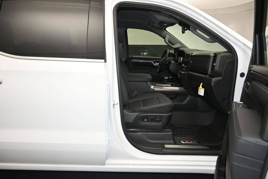 2026 Chevrolet Silverado 1500 LTZ - Photo 27